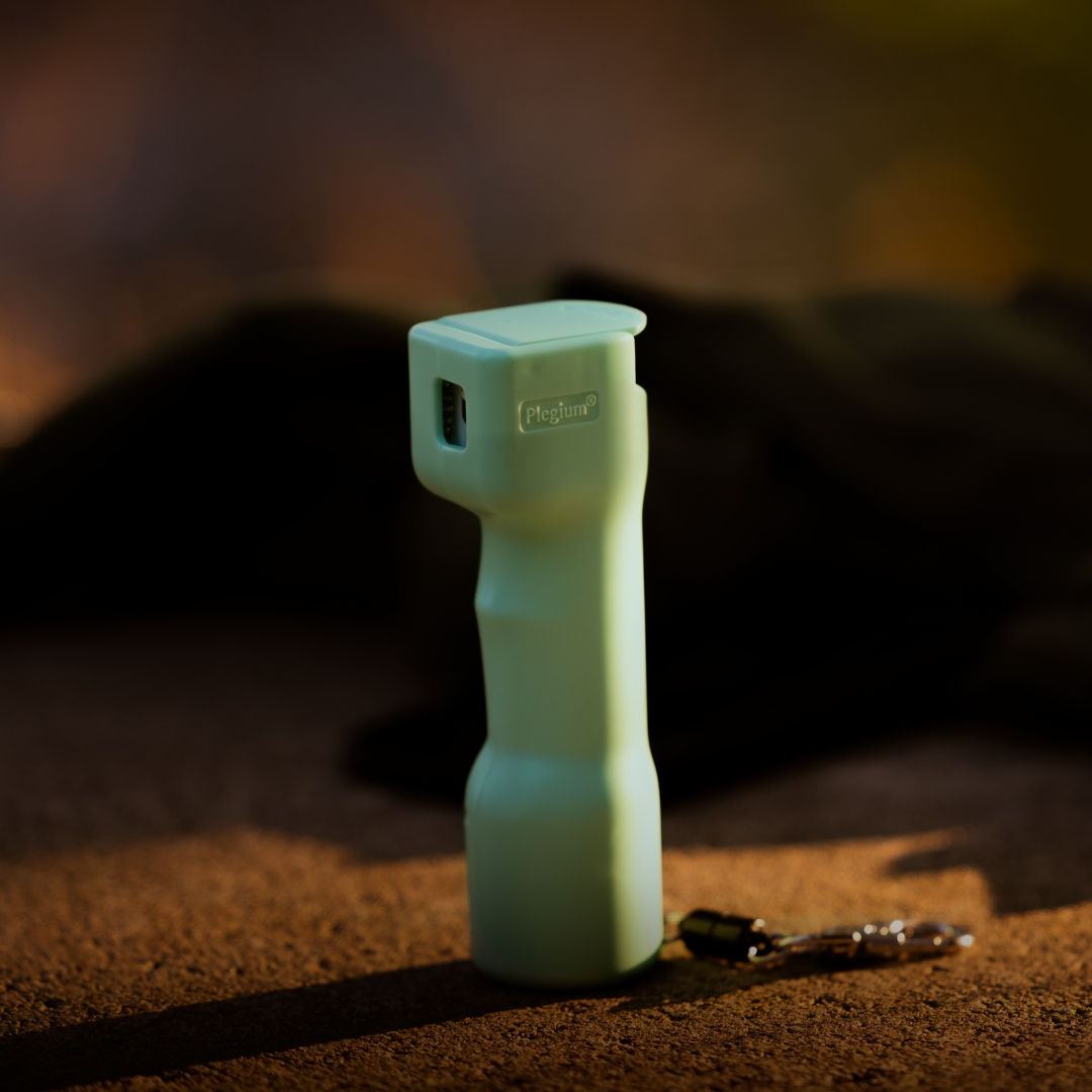 Picture of mint green Plegium Combo personal anarm and criminal identifier spray 3 in 1